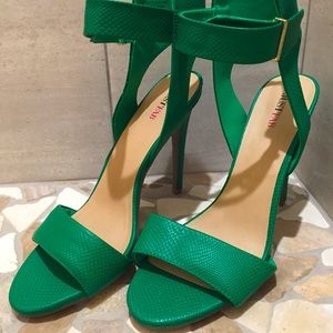 JustFab Green Heeled Sandals - NEW